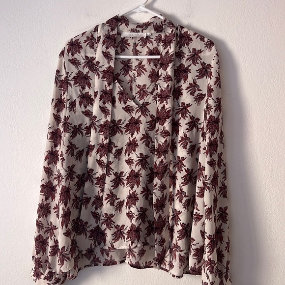 Astr Floral Blouse in Cream and Burgundy - Picture 2 of 5